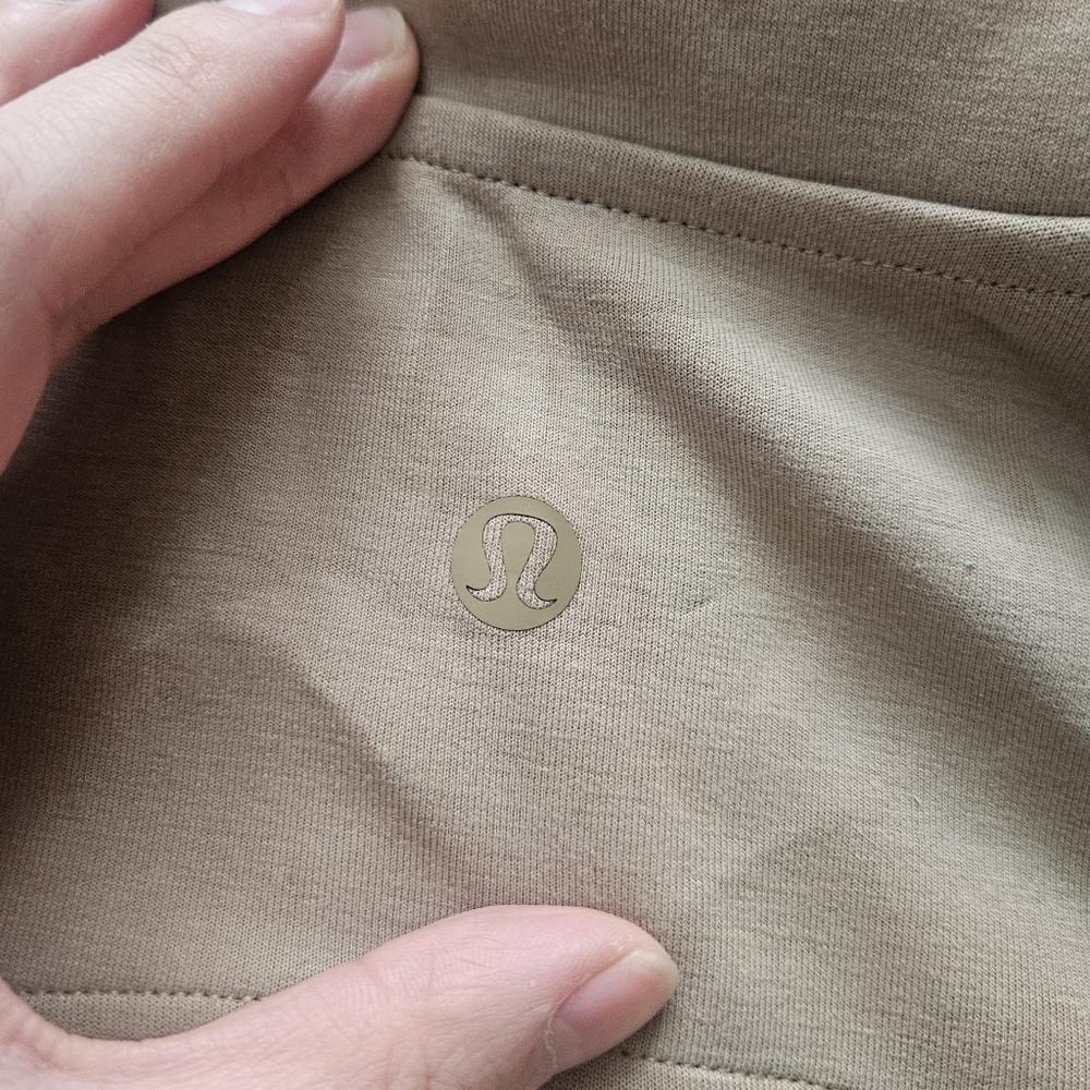 LULULEMON Brushed Softstreme Half Zip Filbert Tan Size 2 - Picture 8 of 9